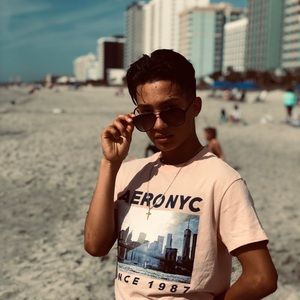 Meet your Posher, Mario